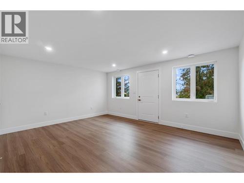 Lower living space - studio bedroom - 633 9 Street Se, Salmon Arm, BC - Indoor Photo Showing Other Room