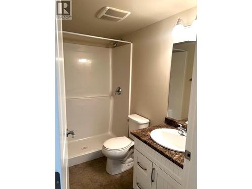 107 11004 102 Avenue, Fort St. John, BC - Indoor Photo Showing Bathroom