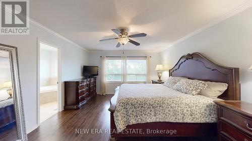 496 Delphine Drive, Burlington, ON - Indoor Photo Showing Bedroom