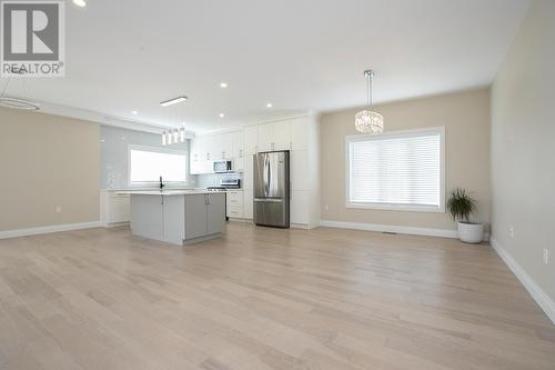 46 Foxborough Trl, Sault Ste. Marie, ON - Indoor Photo Showing Kitchen