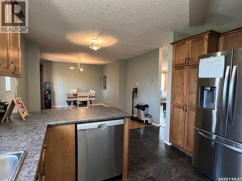 508 Cochin Avenue, Meadow Lake, SK - Indoor Photo Showing Kitchen