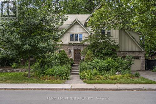 2 Oak Knoll Drive, Hamilton, ON - Outdoor