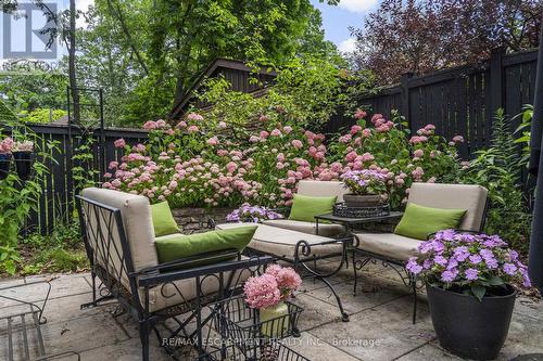 2 Oak Knoll Drive, Hamilton, ON - Outdoor With Deck Patio Veranda