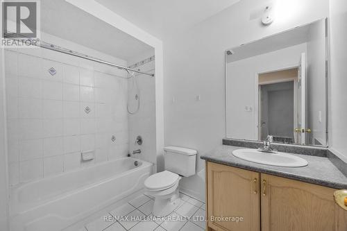 10 Ferris Street, Richmond Hill, ON - Indoor Photo Showing Bathroom