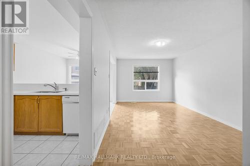 10 Ferris Street, Richmond Hill, ON - Indoor Photo Showing Other Room