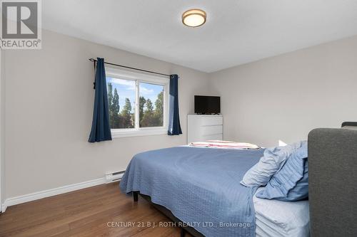 A9 - 175 Edgehill Drive, Barrie, ON - Indoor Photo Showing Bedroom
