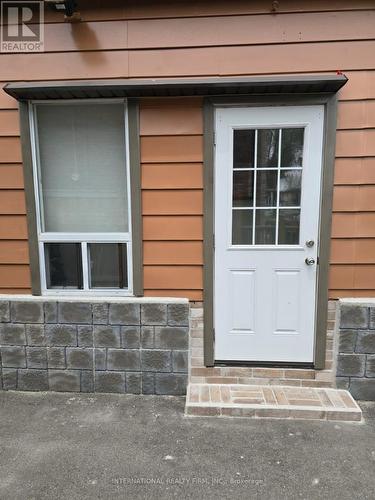 Side - Separate Entrance - 731 Knox Avenue, Hamilton, ON - Outdoor With Exterior