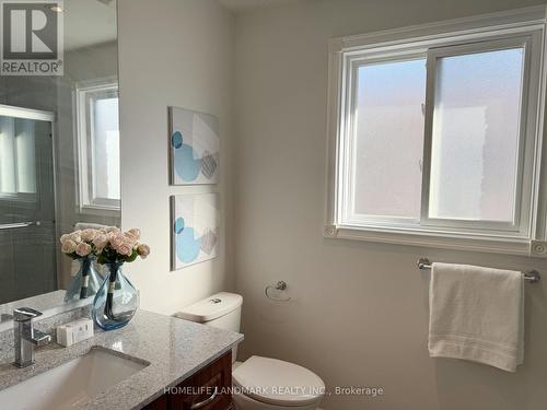 5159 Sunray Drive, Mississauga, ON - Indoor Photo Showing Bathroom