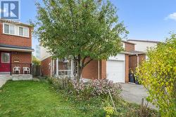 676 GALLOWAY CRESCENT  Mississauga, ON L5C 3W1