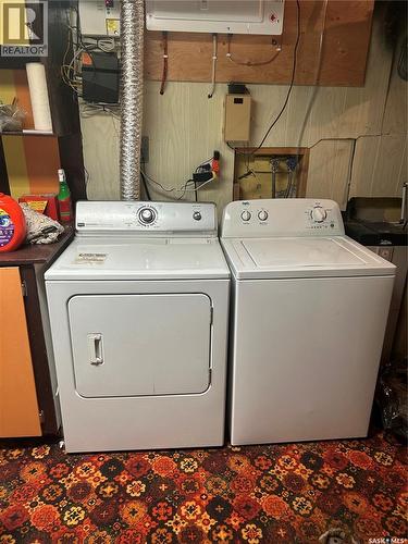 28 Carmichael Road, Regina, SK - Indoor Photo Showing Laundry Room