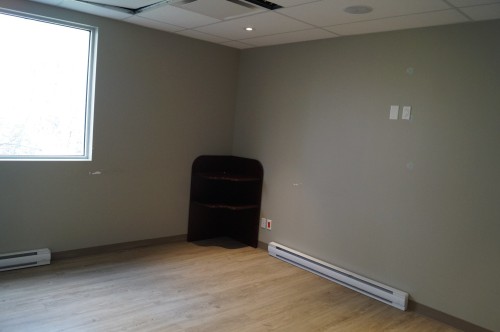 Office - 210-1115 Boul. St-Luc, Saint-Jean-Sur-Richelieu, QC - Indoor Photo Showing Other Room