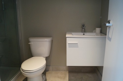 Bathroom - 210-1115 Boul. St-Luc, Saint-Jean-Sur-Richelieu, QC - Indoor Photo Showing Bathroom