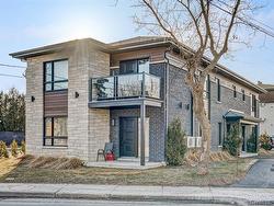 101-189 Rue St-Pierre  Saint-Constant, QC J5A 2G9