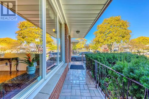 3196 Sunnyhill Drive, Mississauga, ON - Outdoor With Exterior