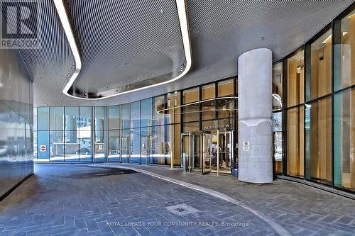 2604 - 11 Wellesley Street W, Toronto, ON -  Photo Showing Other Room