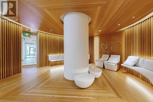 2604 - 11 Wellesley Street W, Toronto, ON - Indoor Photo Showing Other Room