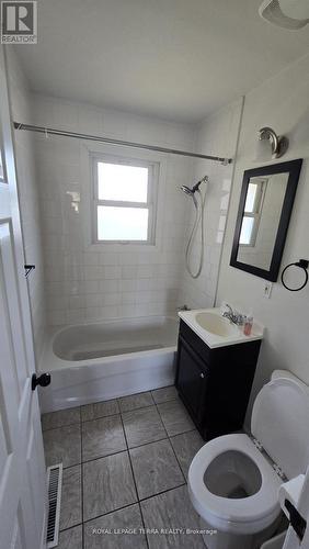 779 Whitman Crescent, Oshawa, ON - Indoor Photo Showing Bathroom