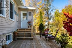 Enclosed Entrance Porch - 