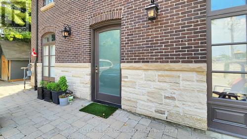 42 Somerville Street, Whitchurch-Stouffville, ON - Outdoor