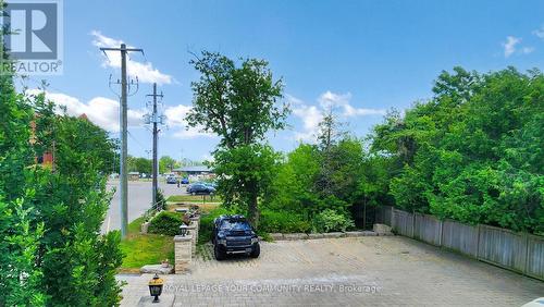 42 Somerville Street, Whitchurch-Stouffville, ON - Outdoor