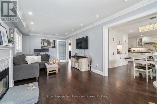 11 Craig Crescent, Halton Hills, ON - Indoor Photo Showing Living Room With Fireplace