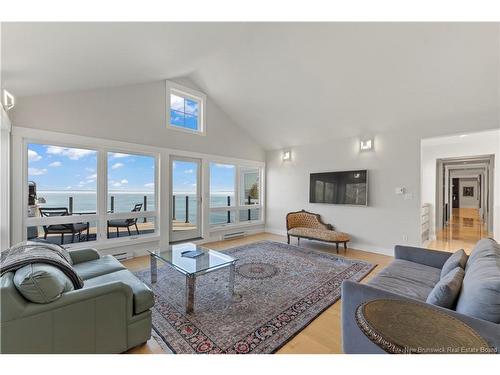 868 Fundy Dr, Wilsons Beach, NB 