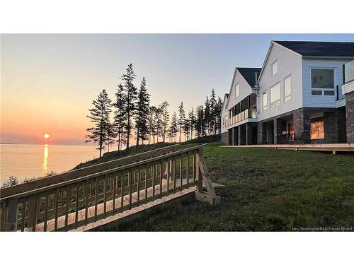 868 Fundy Dr, Wilsons Beach, NB 