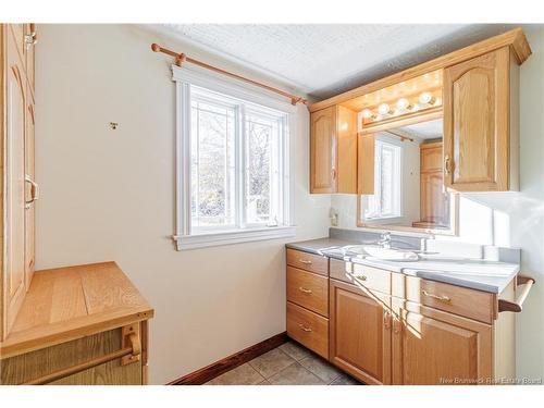 9 Friesen Dr, Island View, NB 