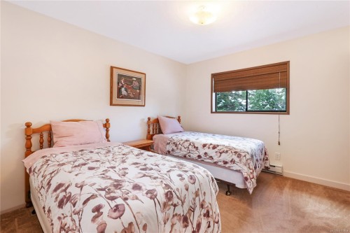 706 Glacier View Close, Courtenay, BC 