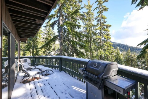 706 Glacier View Close, Courtenay, BC 