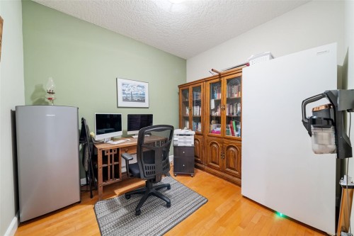 1193 Garden Gate Dr, Central Saanich, BC 