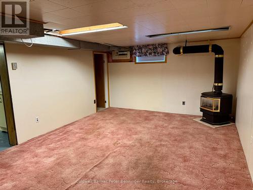 Rec room - 121 Hinks Street, Brockton, ON - Indoor Photo Showing Basement