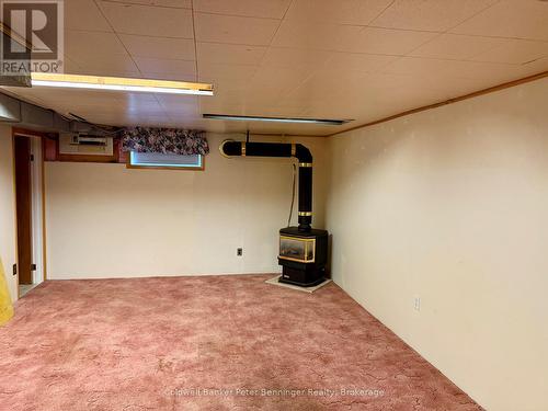 Rec room - 121 Hinks Street, Brockton, ON - Indoor Photo Showing Basement