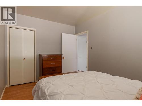 3725 Dogwood Drive, Trail, BC - Indoor Photo Showing Bedroom