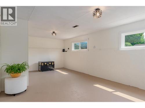 3725 Dogwood Drive, Trail, BC - Indoor Photo Showing Other Room