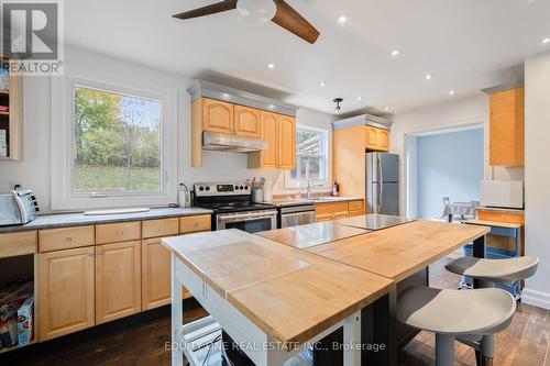 73 Hobart Crescent, Ottawa, ON - Indoor Photo Showing Kitchen With Double Sink