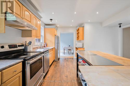73 Hobart Crescent, Ottawa, ON - Indoor Photo Showing Kitchen