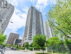 2803 - 18 SPRING GARDEN AVENUE  Toronto, ON M2N 7M2