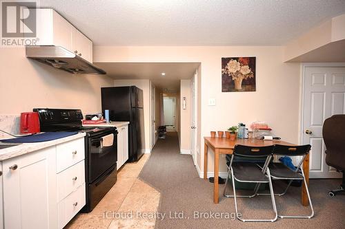 74 Crumlin Crescent, Brampton, ON - Indoor Photo Showing Kitchen