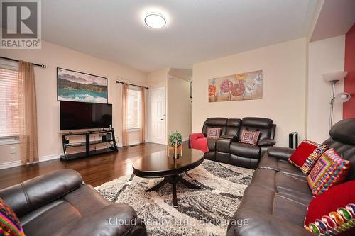 74 Crumlin Crescent, Brampton, ON - Indoor Photo Showing Living Room