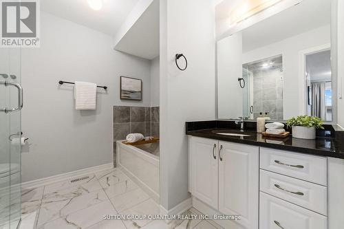 36 Bluestone Crescent, Brampton, ON - Indoor Photo Showing Bathroom