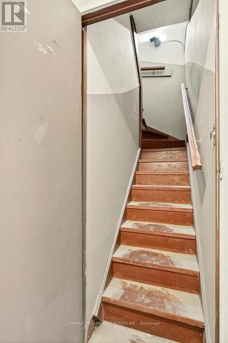 196 1/2 Kenilworth Avenue N, Hamilton, ON 