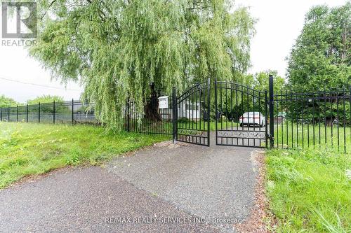 2178 Highway 6, Hamilton, ON - Outdoor