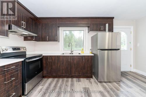 2178 Highway 6, Hamilton, ON - Indoor Photo Showing Kitchen With Double Sink