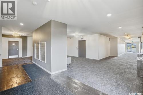 221 235 Evergreen Square, Saskatoon, SK - Indoor Photo Showing Other Room