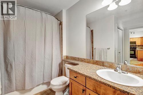 2551 Shoreline Drive Unit# 113, Lake Country, BC - Indoor Photo Showing Bathroom