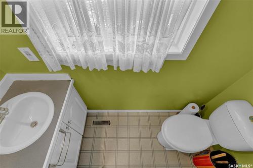 3047 Whitmore Avenue, Regina, SK - Indoor Photo Showing Bathroom