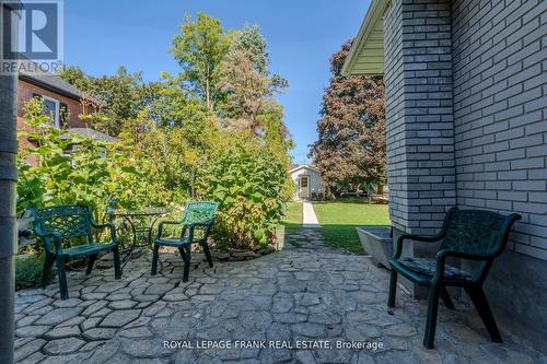 32 Melbourne Street E, Kawartha Lakes (Lindsay), ON - Outdoor