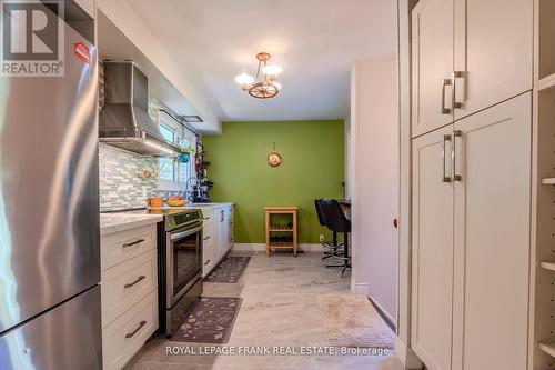 32 Melbourne Street E, Kawartha Lakes (Lindsay), ON - Indoor