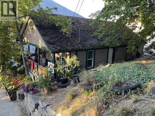 519 Hall Street, Nelson, BC - Outdoor